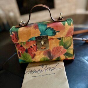 PATRICIA NASH Leather Carisbrooke Satchel With Turn Lock Closure And Shoulder